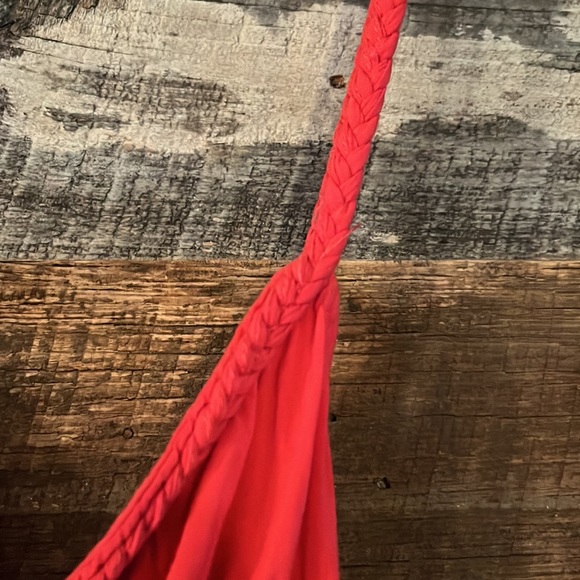 Cross back red dress - Picture 3 of 6